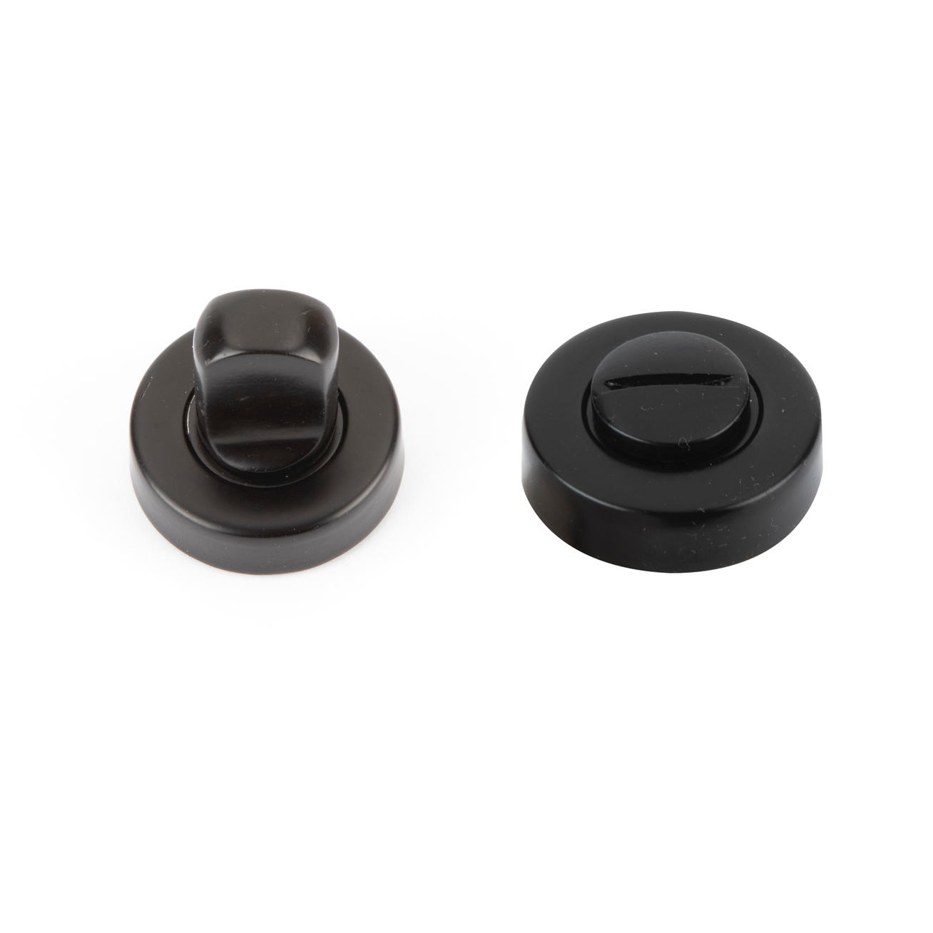 Condenação com roseta redonda de 35 mm em aço inoxidável com acabamento preto