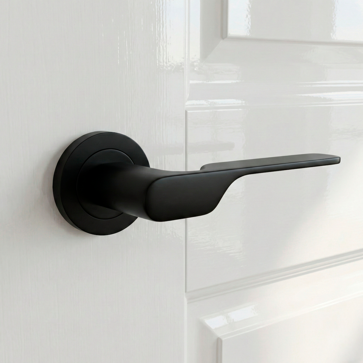 Puxador Zamak modelo 640 com roseta redonda acabamento preto para portas 