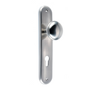 Cabo com placa oval, botão e fechadura com acabamento em níquel acetinado mod 138 