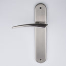Puxador vanguardista com placa oval em acabamento níquel acetinado para portas modelo '330' 