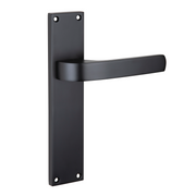 Puxador em Zamak modelo '710' com placa retangular com acabamento preto para portas 