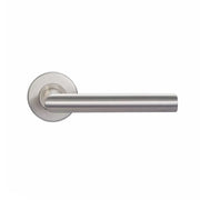 Puxador tubular de aço inox Morrigan para portas com Roseta Redonda 